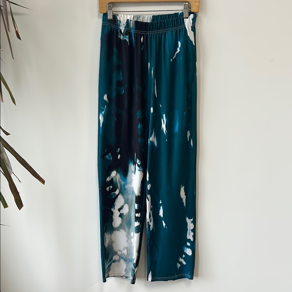 Beyond this Plane Sz Medium Tie Dye Pantsuit - Picture 5 of 15